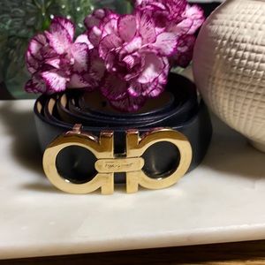 Authentic Salvatore Ferragamo belt buckle